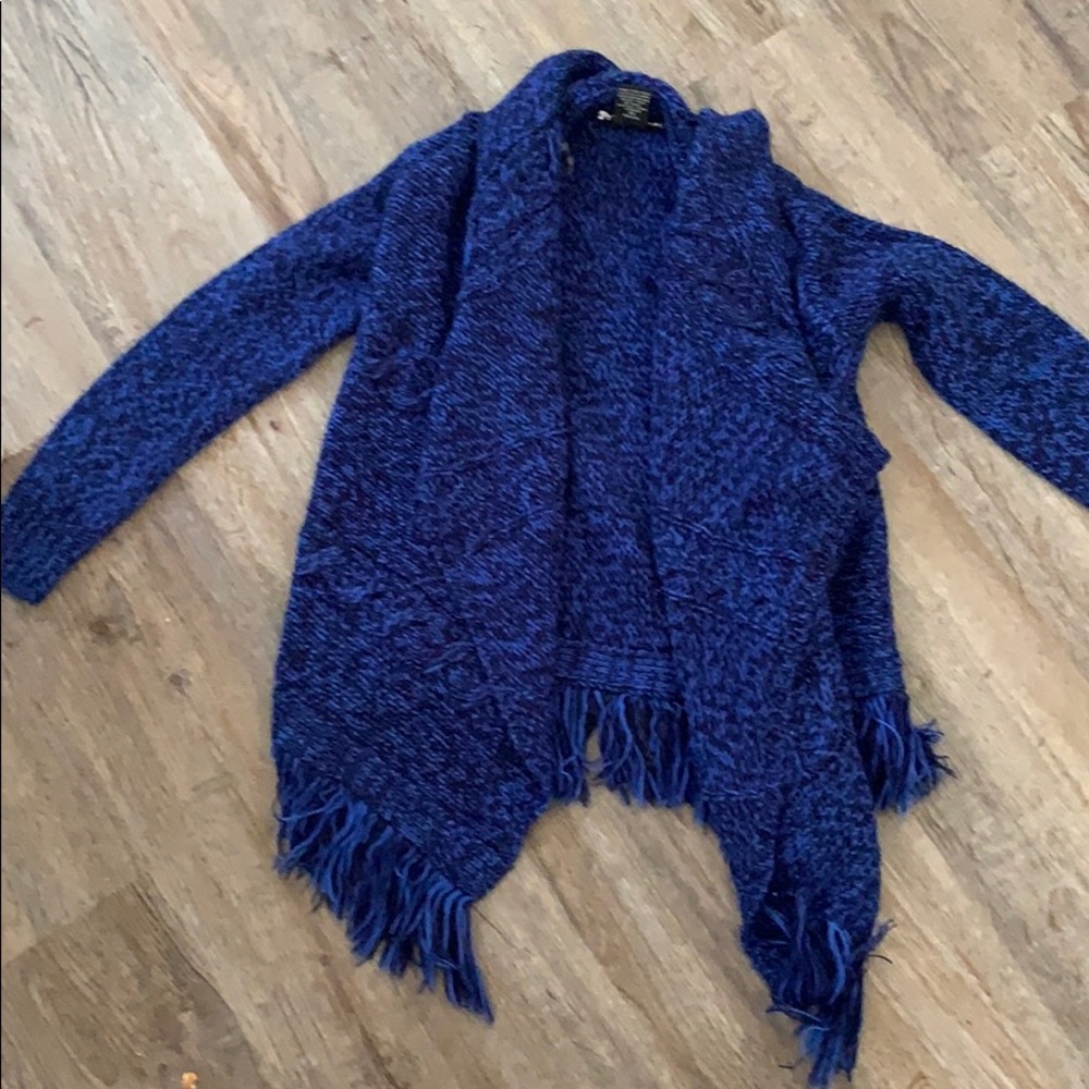 Sweater/Cardigan